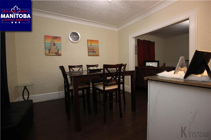 Property 1472 Ross Ave img1