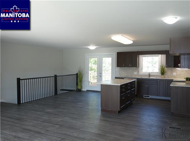 Property 108 Second Ave Ne img1