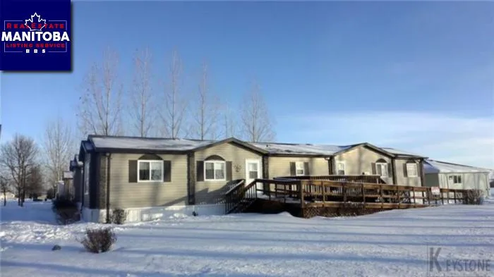 15 Village Dr