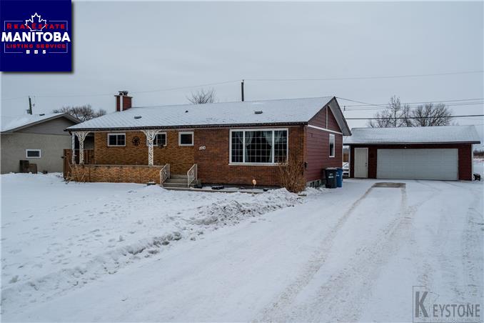 Property 2283 Knowles Ave Main image