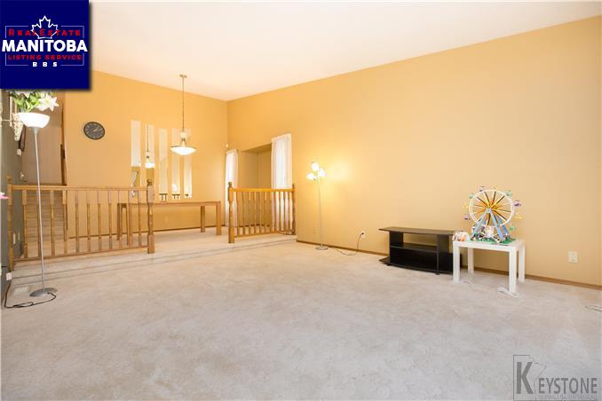 Property 234 Point West Dr img1