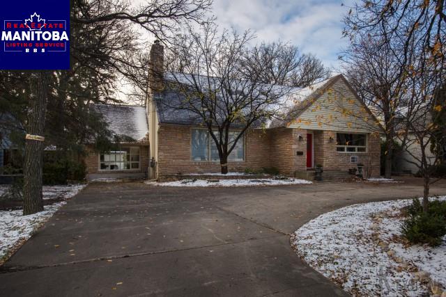 Property 832 Wellington Cr Main image