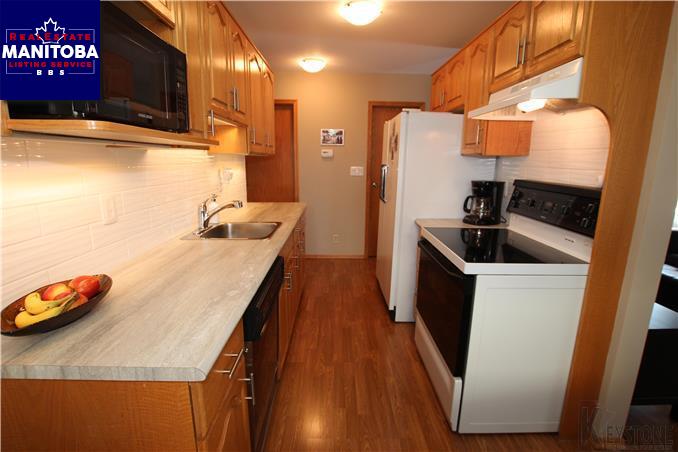 Property 1267 Aikins St img1