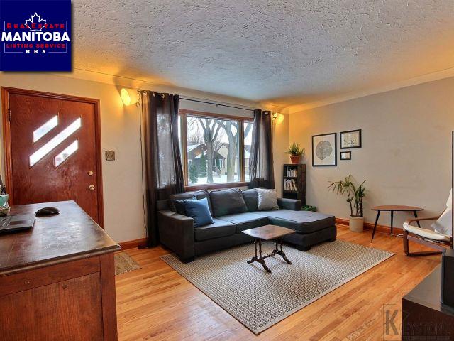 Property 1286 Strathcona St img1