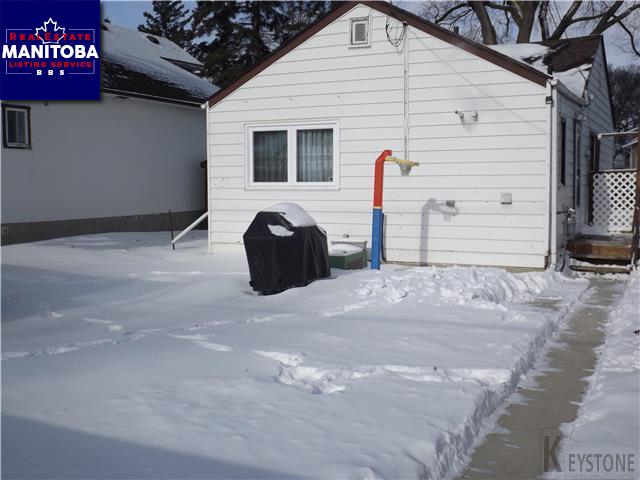 Property 350 Victoria Ave W img1