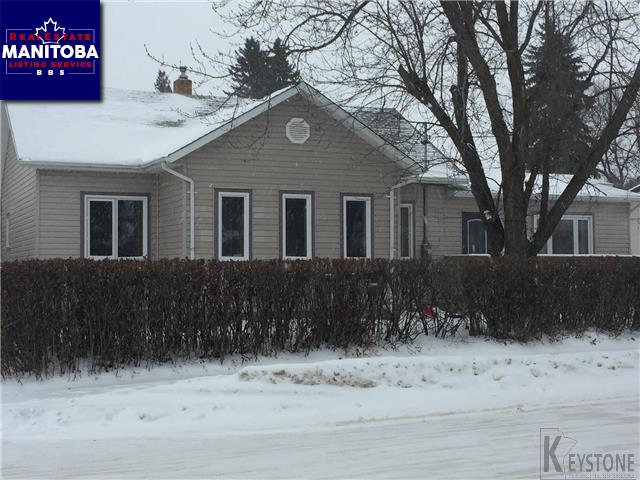 Property 520 Third St N img1