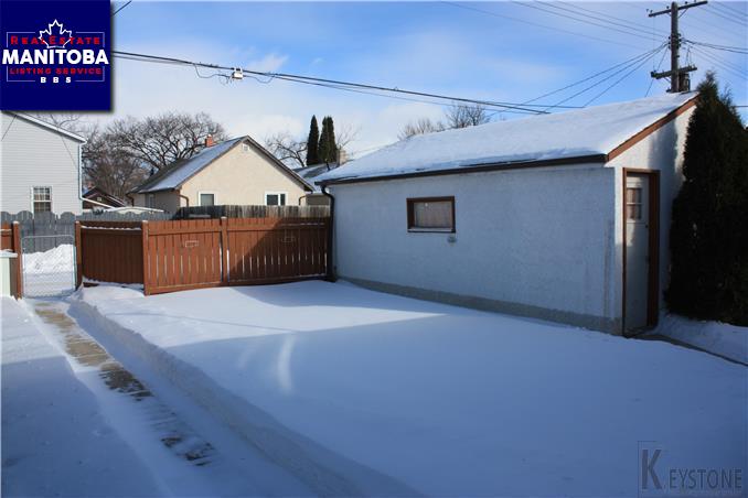 Property 273 Hartford Ave img1