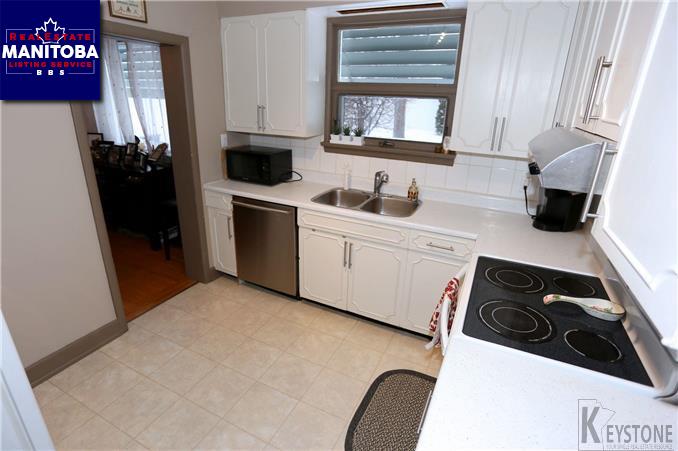 Property 180 Oakdean Blvd img1