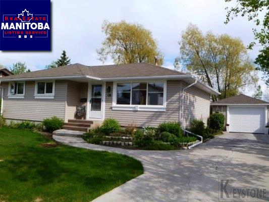 Property 67 Riverside Dr img1