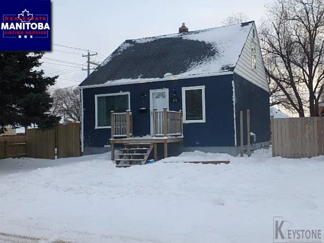 674 Moncton Ave, Winnipeg