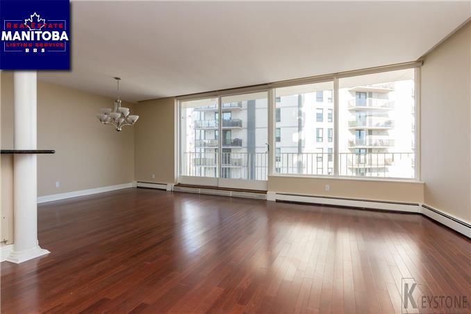 Property 6b 221 Wellington Cr img1