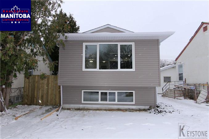 Property 940 Minto St Main image