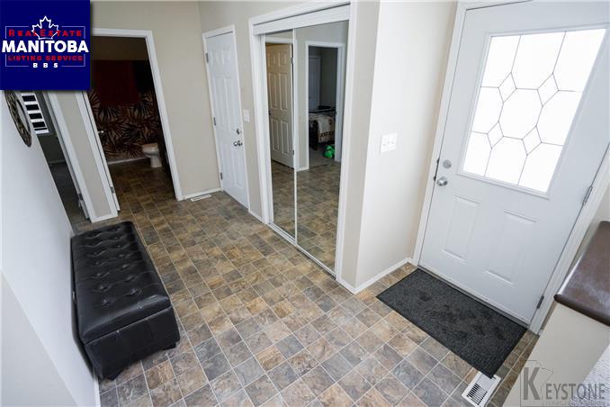 Property 27 Terry Scott Bay img1