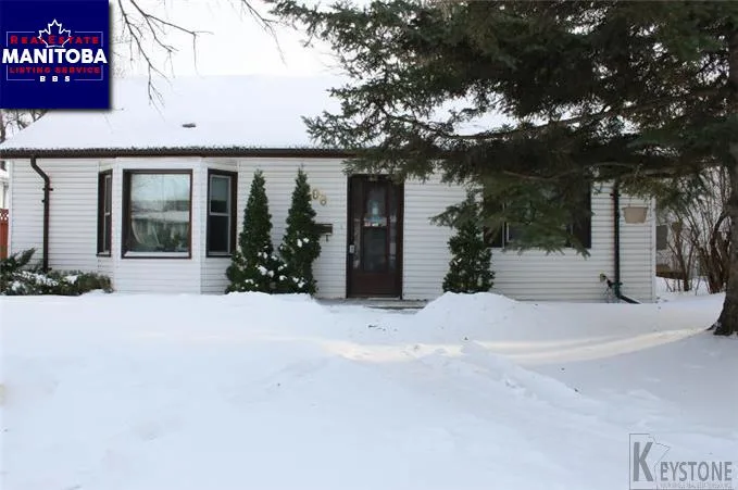 808 Riverwood Ave, Winnipeg