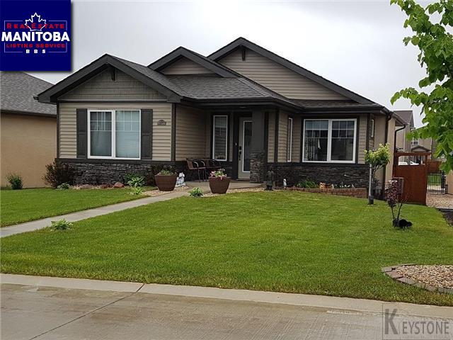 Property 33 Brookfield Cr img1