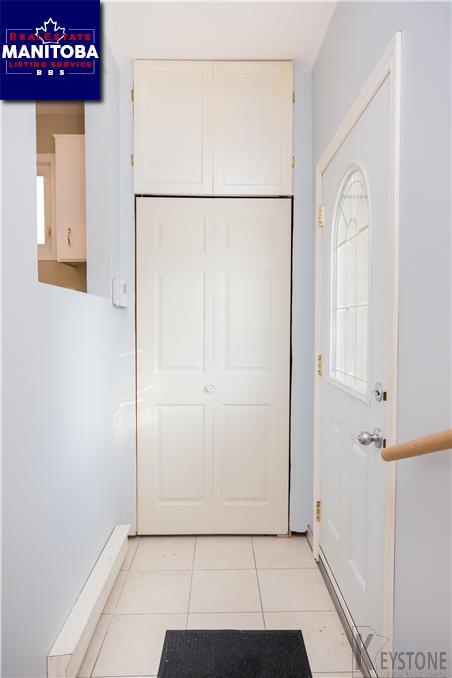 Property 393 Tweed Ave img1