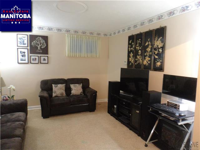 Property 707 Polson Ave img1