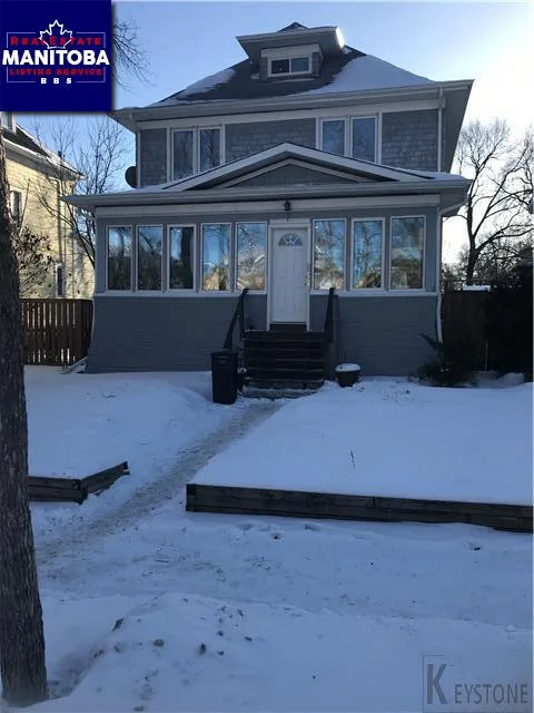 58 Cathedral Ave