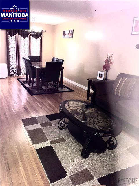 Property 156 Riverside Dr img1