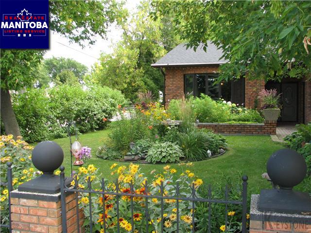 Property 8 Sherwood Pl img1