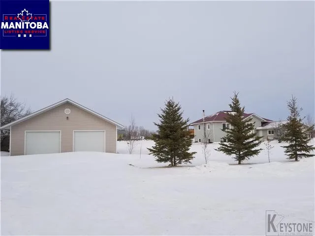 223 Deerfoot Trl, Steinbach
