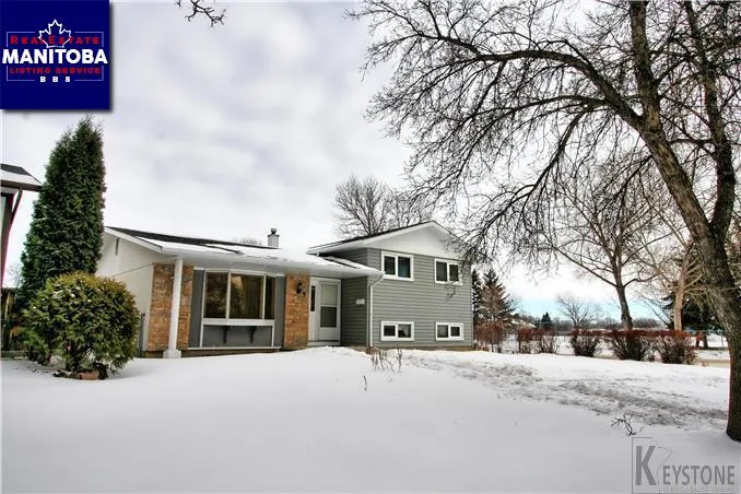 3 Magenta Cr, Winnipeg