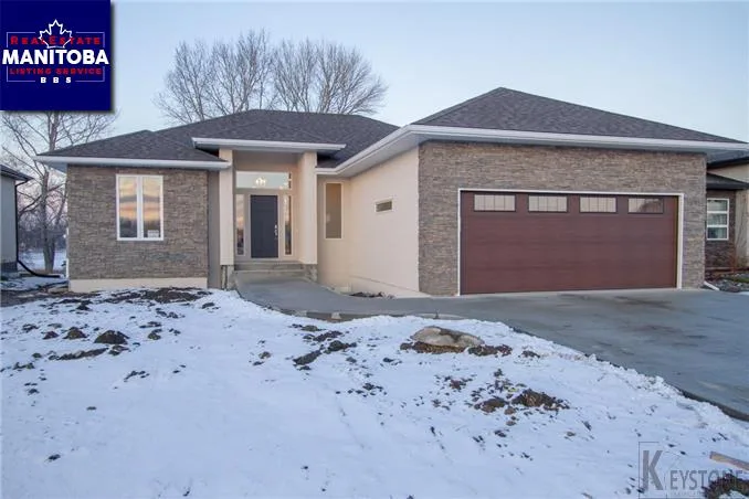 145 Settlers Trl, Lorette