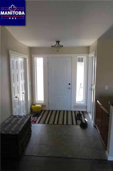 Property 35 Emerald Dr img1