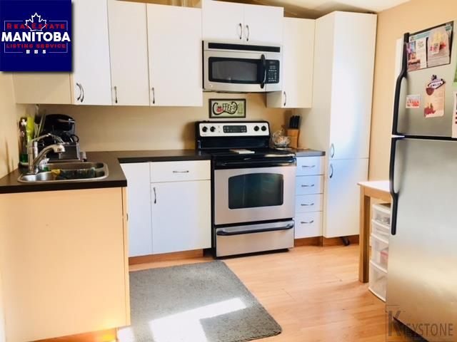 Property 176 Dearborn Ave img1