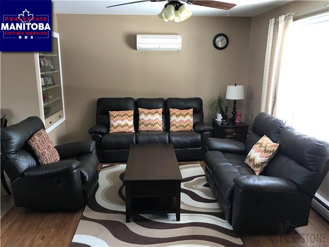 Property 621 Mountain Ave img1