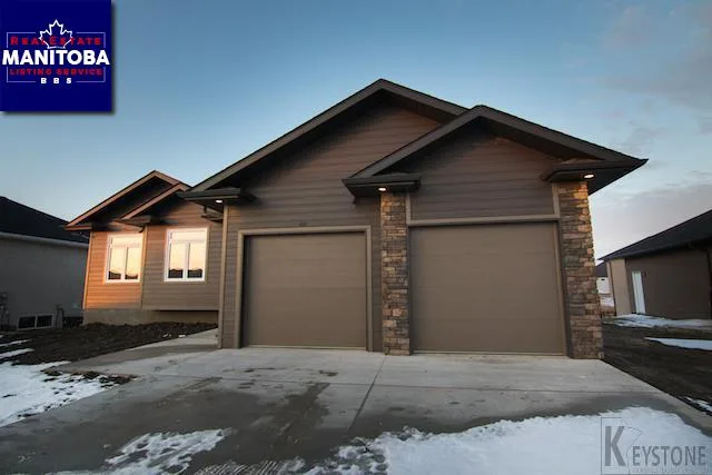 3 Bed House for Sale at 608 Muirfield Cove, Niverville, MB - MLS® #1803657