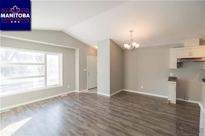 Property 409 Martin Ave img1