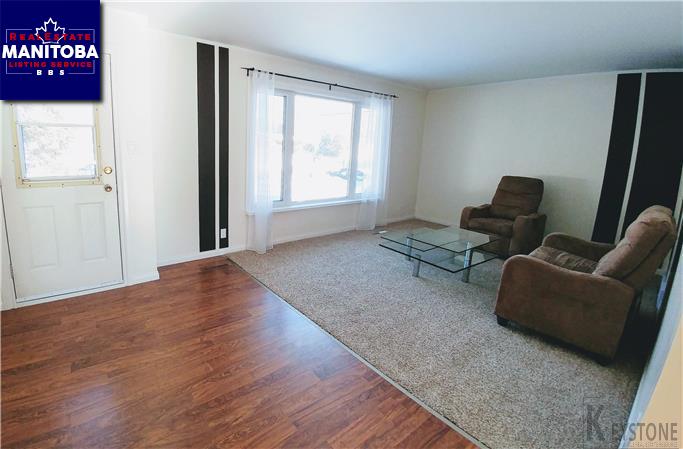 Property 536 Wilson St img1