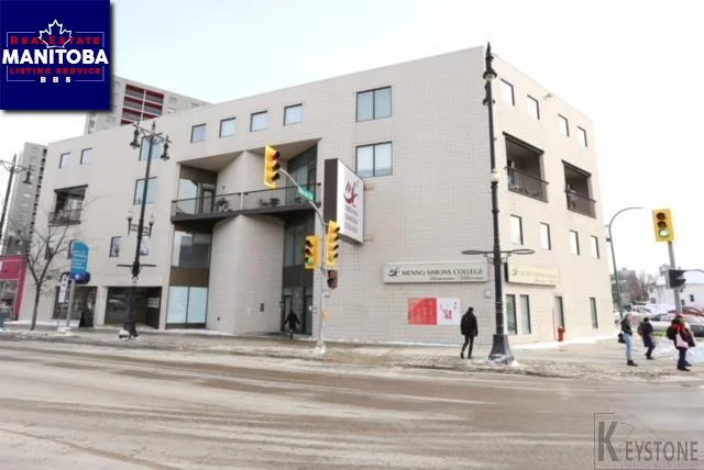 306 520 Portage Ave, Winnipeg
