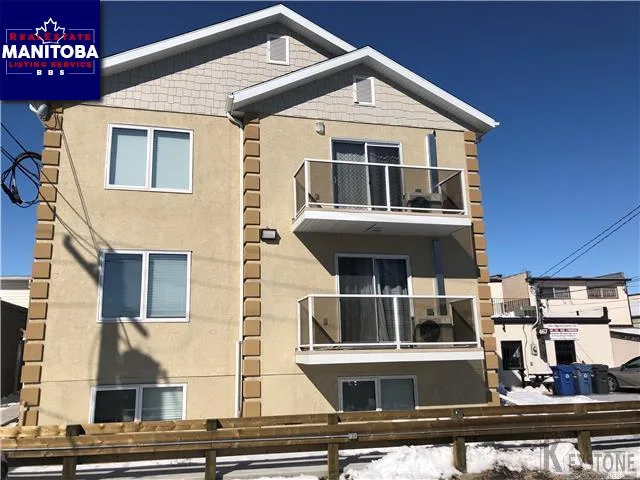 459 Henderson Hwy, Winnipeg