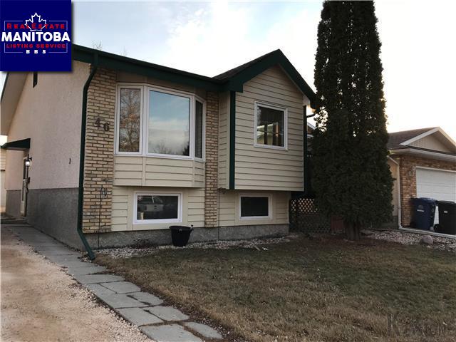 Property 46 Spruce Thicket Walk Main image