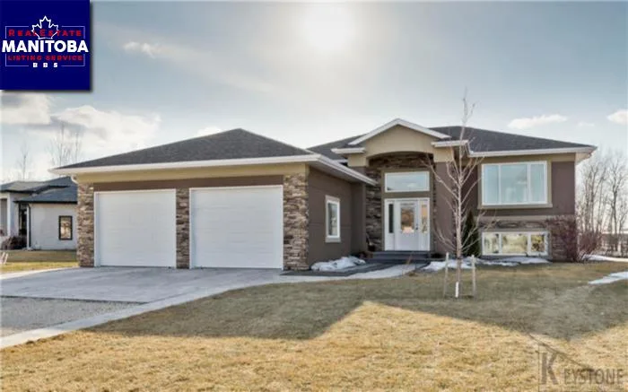 114 Creekside Dr, Steinbach