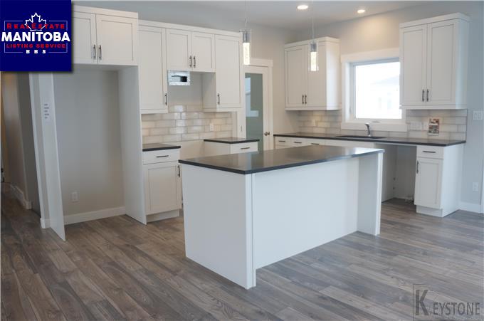 Property 22 Bartman Dr img1