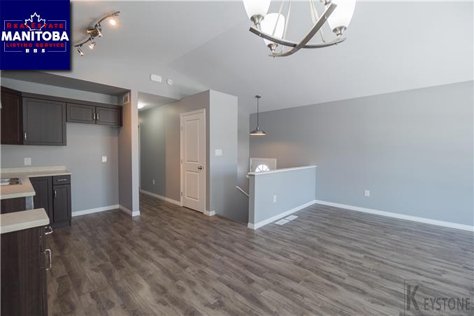 Property 348 Collegiate St img1