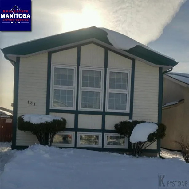 131 Bender Bay, Winnipeg