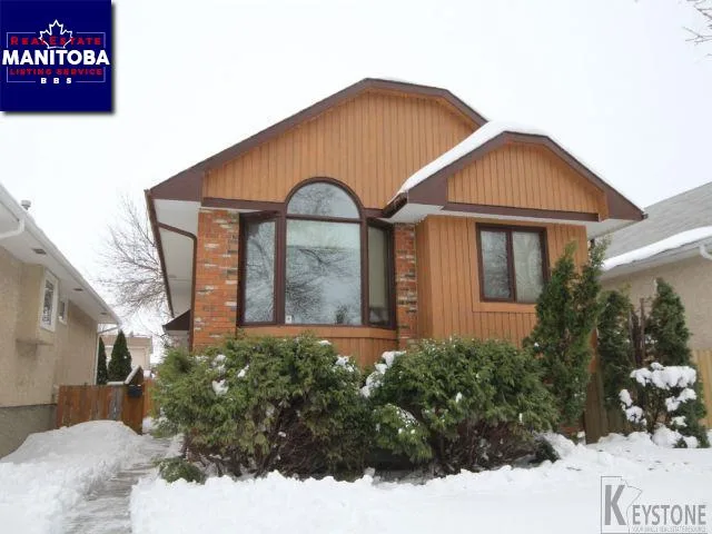 948 Kildare Ave, Winnipeg