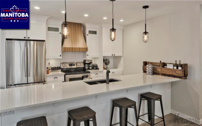 Property 100 Seine River Xing img1