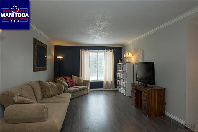 Property 56 Birch Ave img1