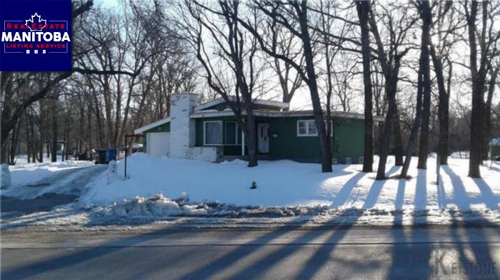 Property 3395 Henderson Hwy Main image