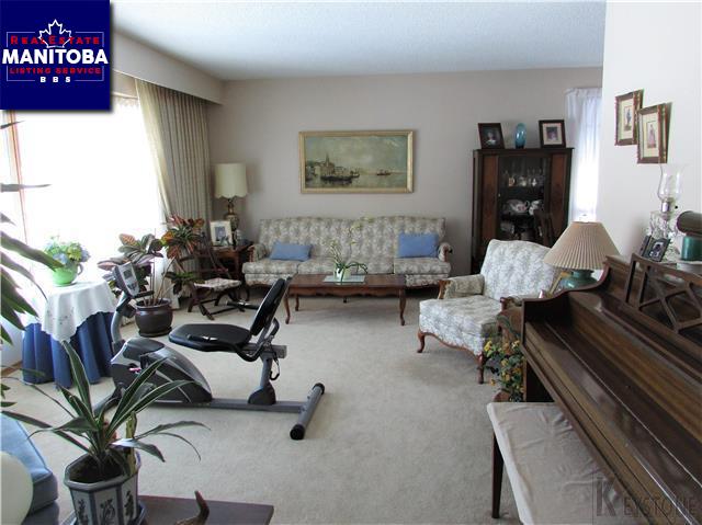 Property 43 Claus Bay img1