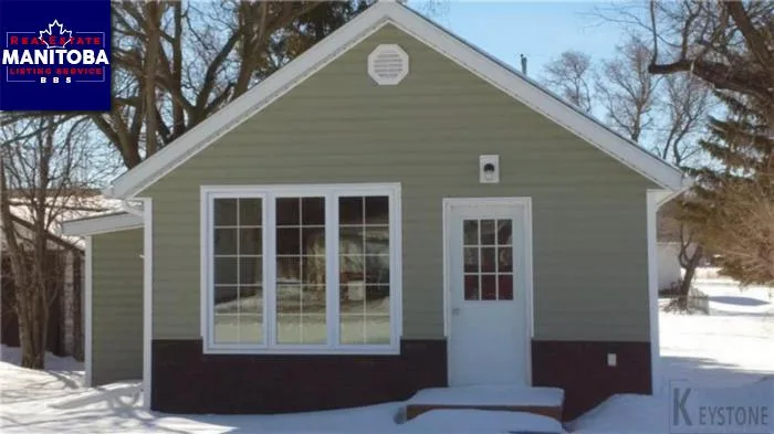 136 Mound Ave, Pilot Mound