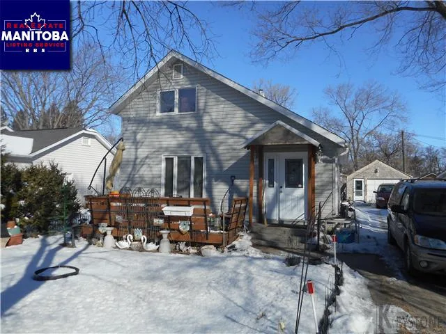 3 Bed House for Sale at 939 Mountain Ave, Winkler, MB - MLS® #1805799