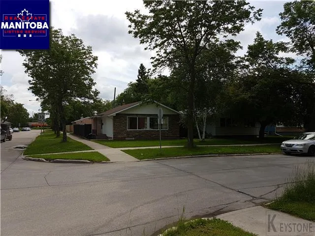 576 Lanark St, Winnipeg
