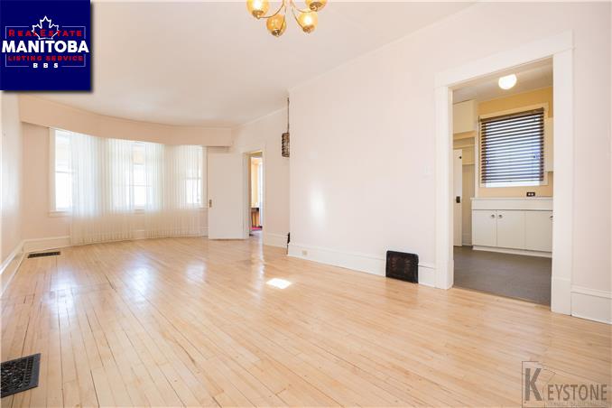 Property 743 Banning St img1