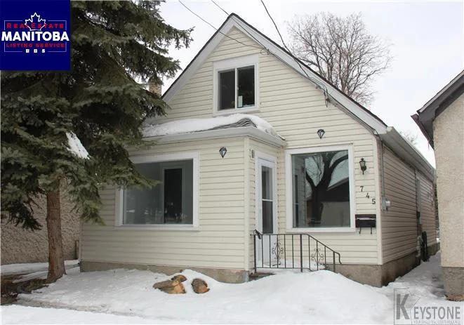 745 Scotland Ave, Winnipeg